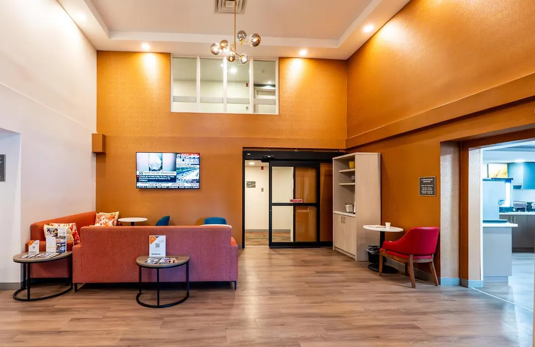 Comfort Suites-1