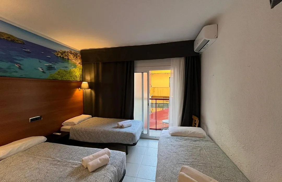 Hotel Maremagnum-1