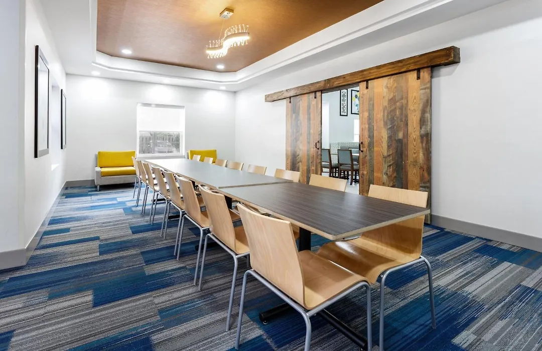Holiday Inn Express & Suites Williamsburg By Ihg-1