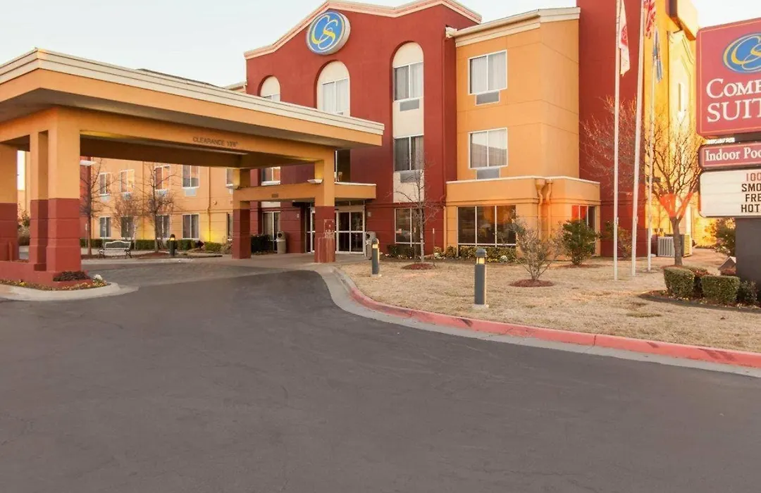 Comfort Suites Tulsa Central-1