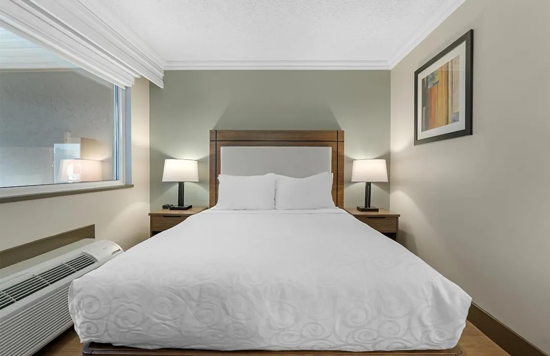 Best Western Plus Burnaby Hotel-1
