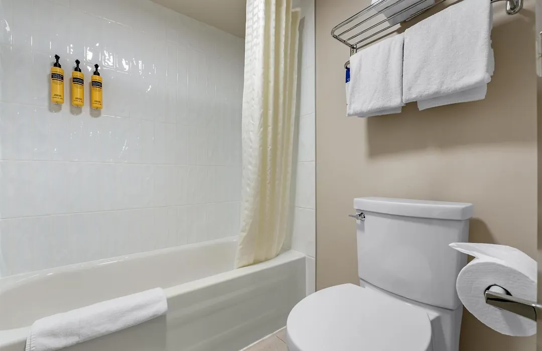 Best Western Plus Burnaby Hotel-1