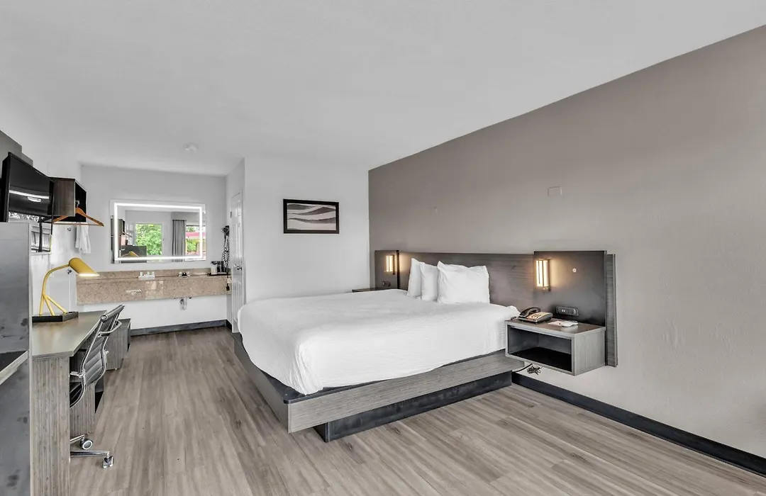 Baymont By Wyndham Rock Hill-1