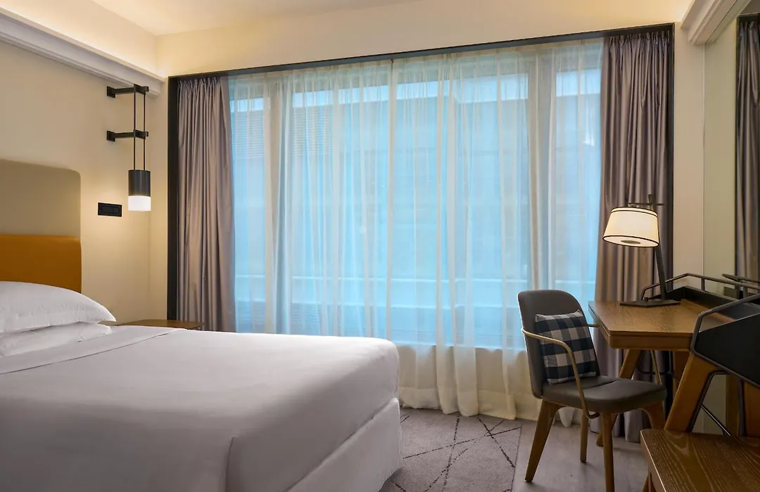 Sheraton Hong Kong Hotel & Towers-1