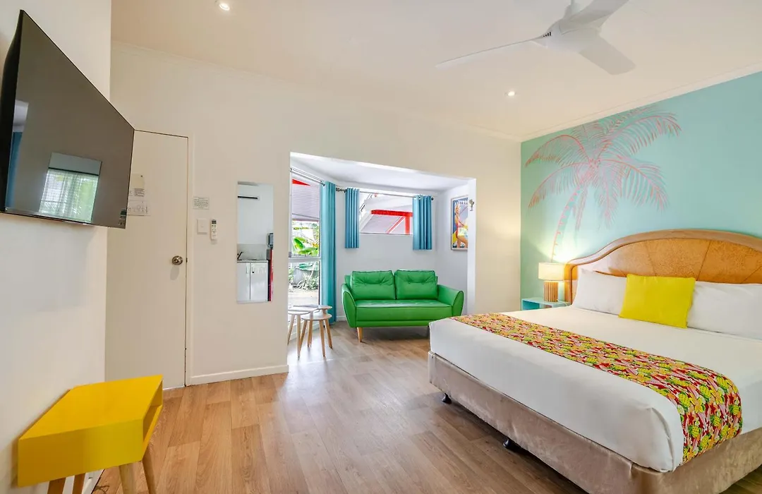 Port Douglas Motel-1