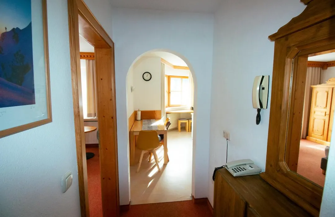 Aparthotel Alpin Life-1
