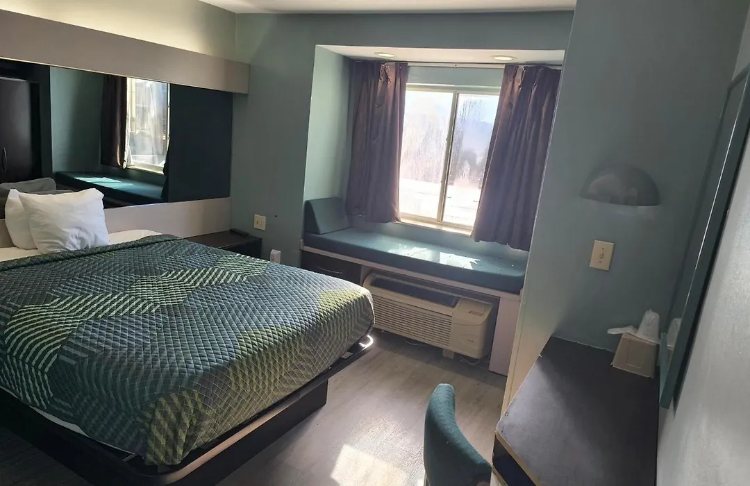 Budgetel Inn Birmingham-1