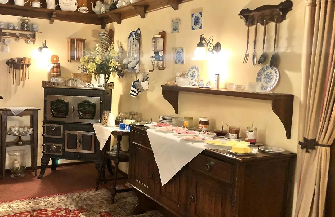 Alte Weinstuben Steinfelder Hof - B&B-1