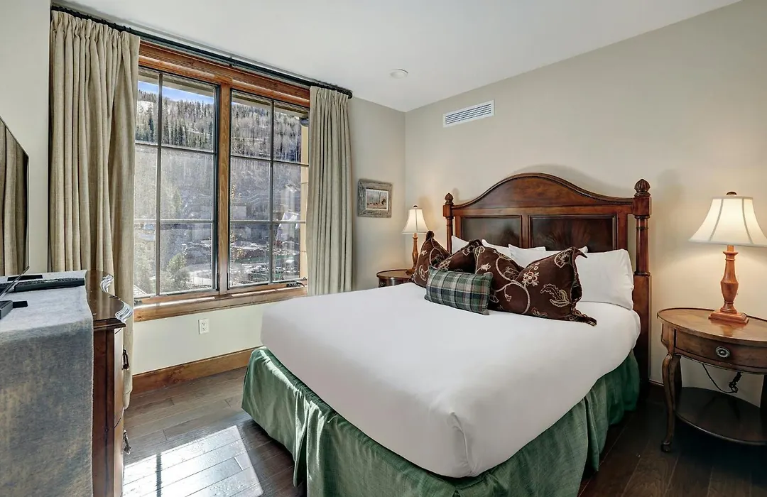 Legendary Lodging At The Ritz Carlton Residences Vail, A Vail Resorts Property-1