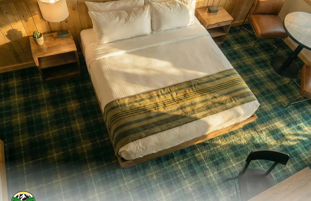 Western Riviera Lakeside Lodging-1