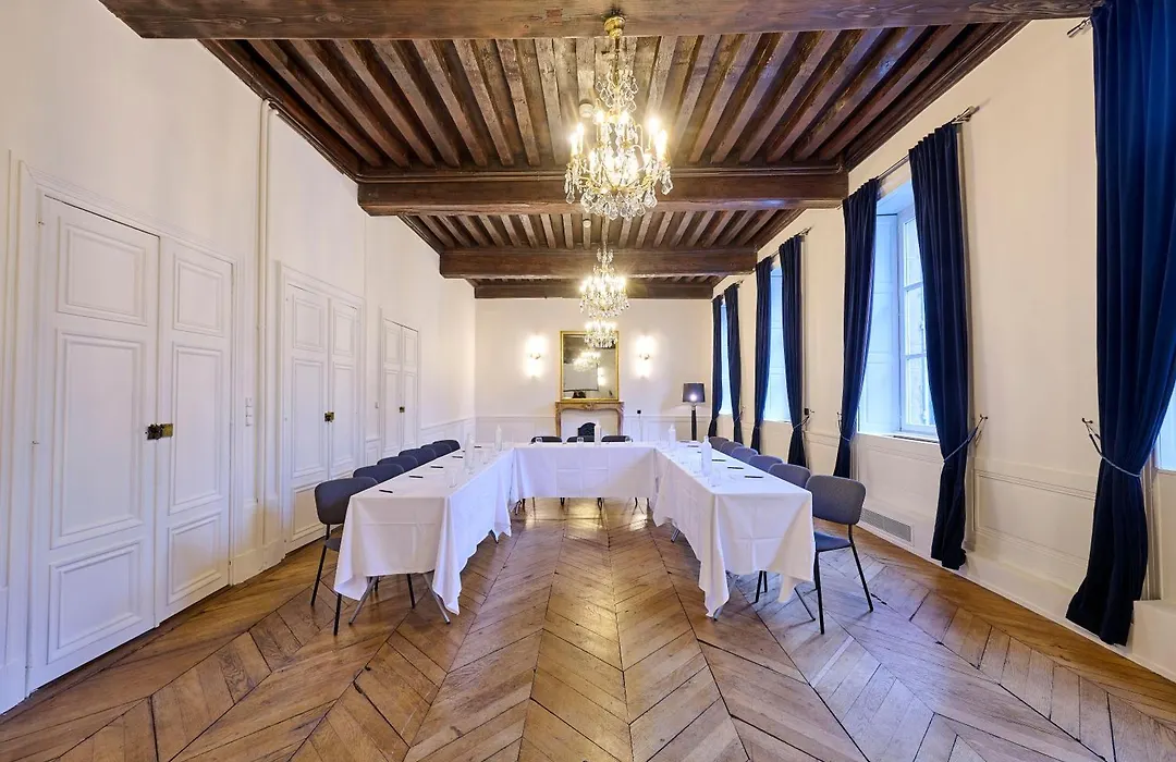 Maison Philippe Le Bon Hotel, Restaurant & Bar Le 19-1