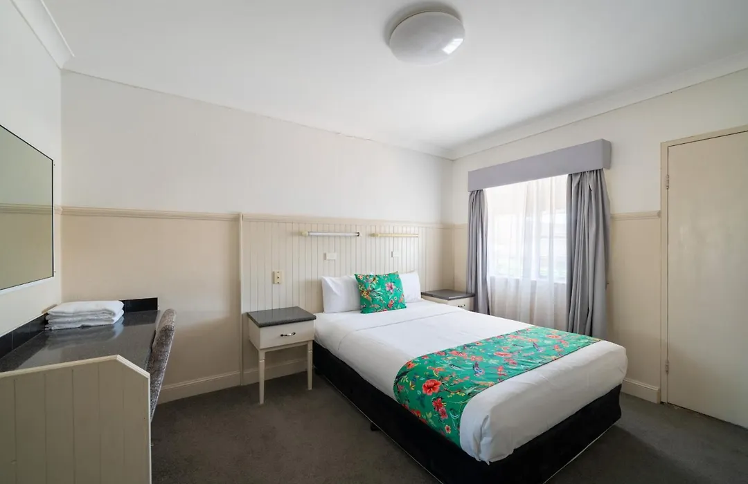 Ben Chifley Motor Inn-1