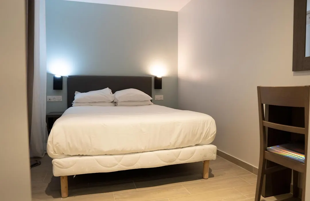 Aero Hotel-1