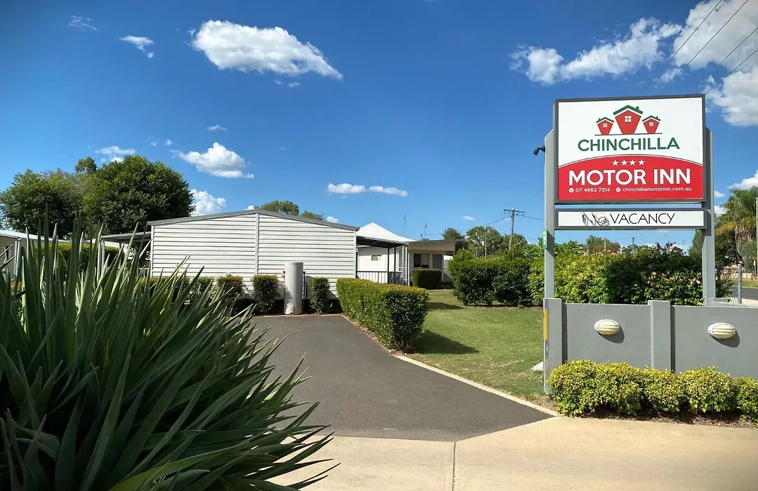 Chinchilla Motor Inn-1