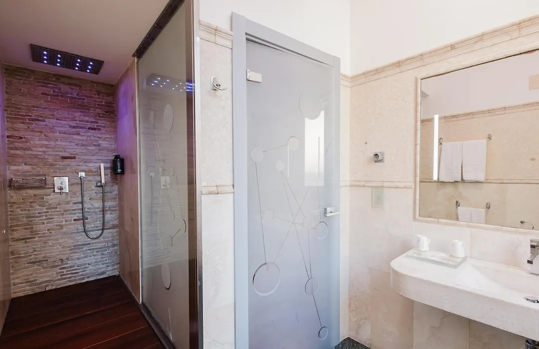 Hotel Trecento-1
