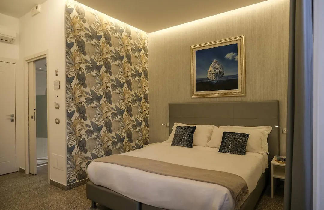 Monza City Rooms & Studios-1