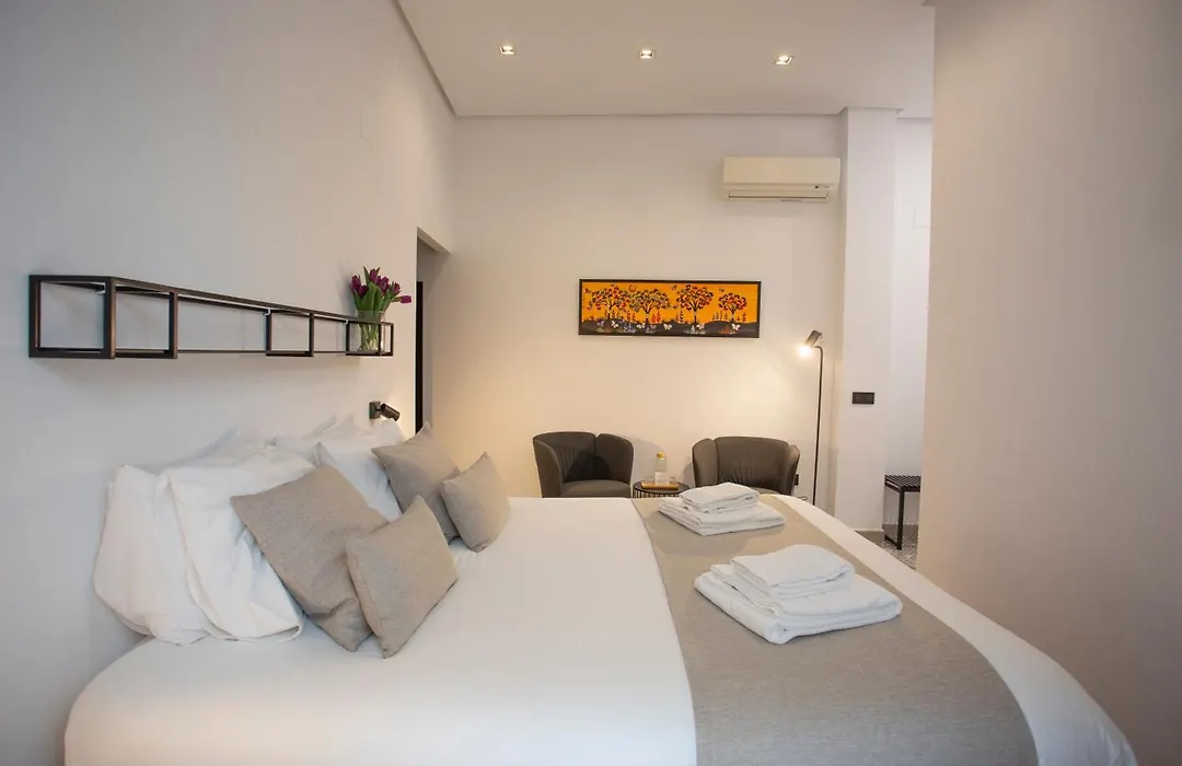 Zalamera Bnb-1