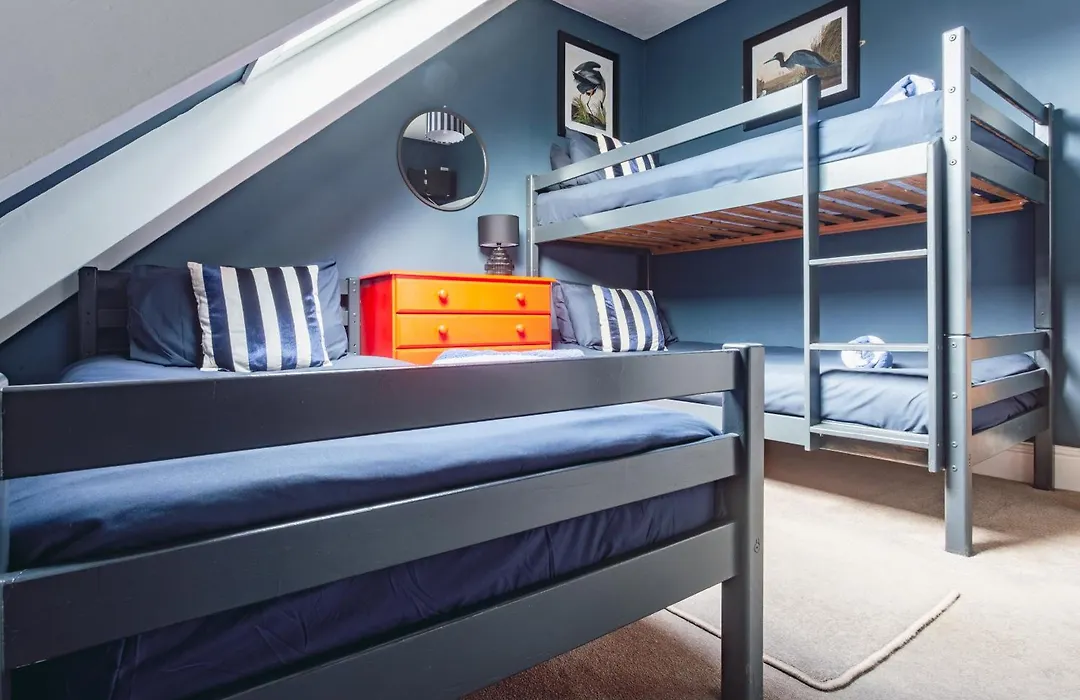Smarties Guest House-1