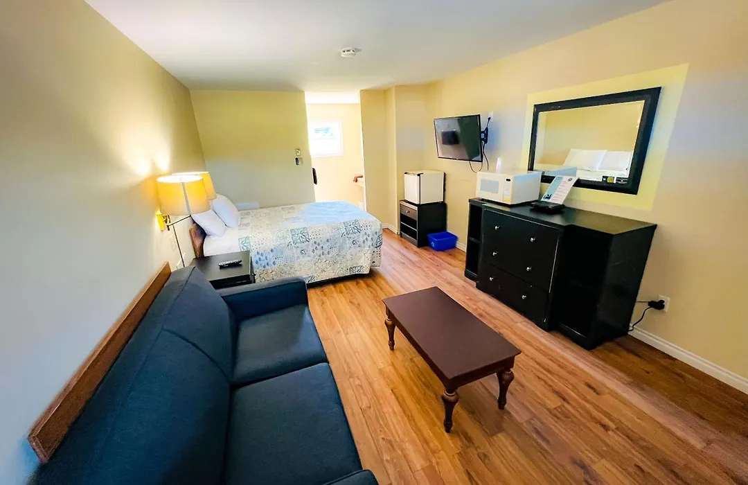 Dolan'S Motel-1