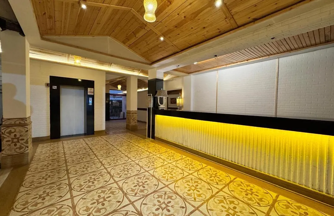 Hotel Ajanta Continental-1