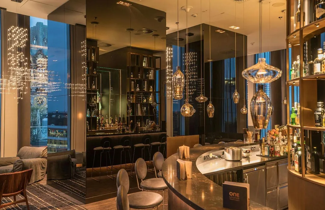 Motel One Berlin-Upper West-1