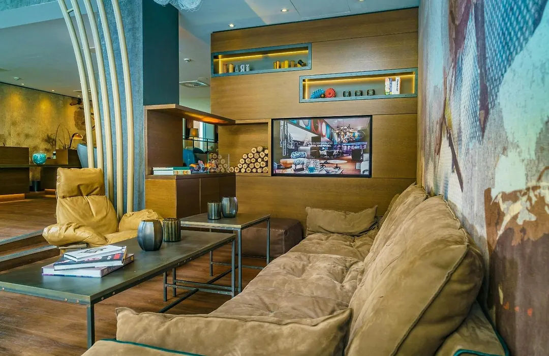 Motel One Manchester-Royal Exchange-1