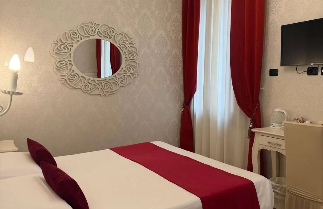 Charming Palace Santa Fosca-1