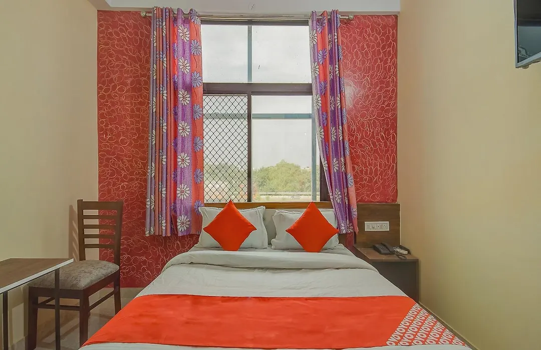Hotel O Royal Blue-1