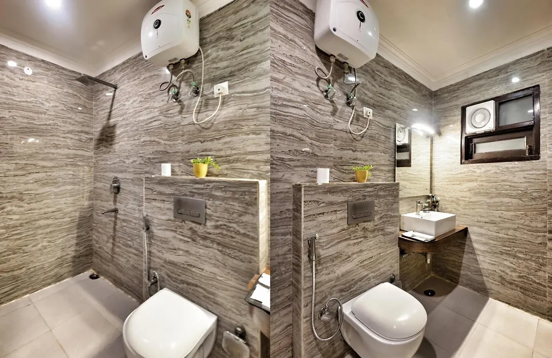 Hotel Aerocity Purple Orchid-1