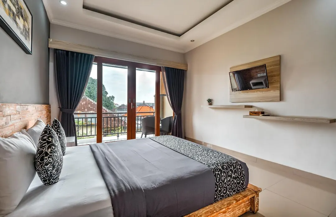 D Sarian Seminyak-1