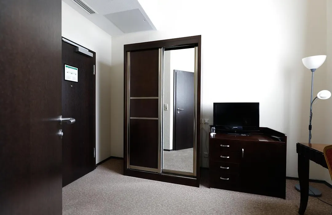 Grand Palace Hotel Hannover-1