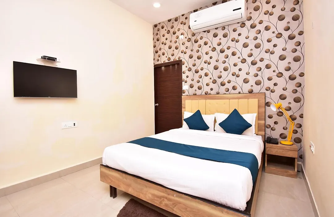 Hotel O Stay Hub Park Street-1