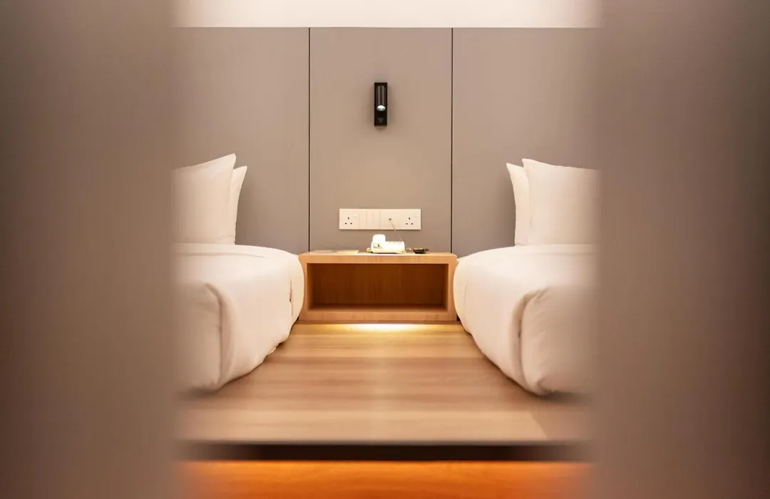 Win Hotel-1