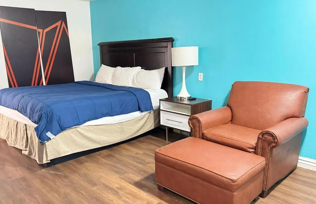 B&J Hotel And Apartments-1