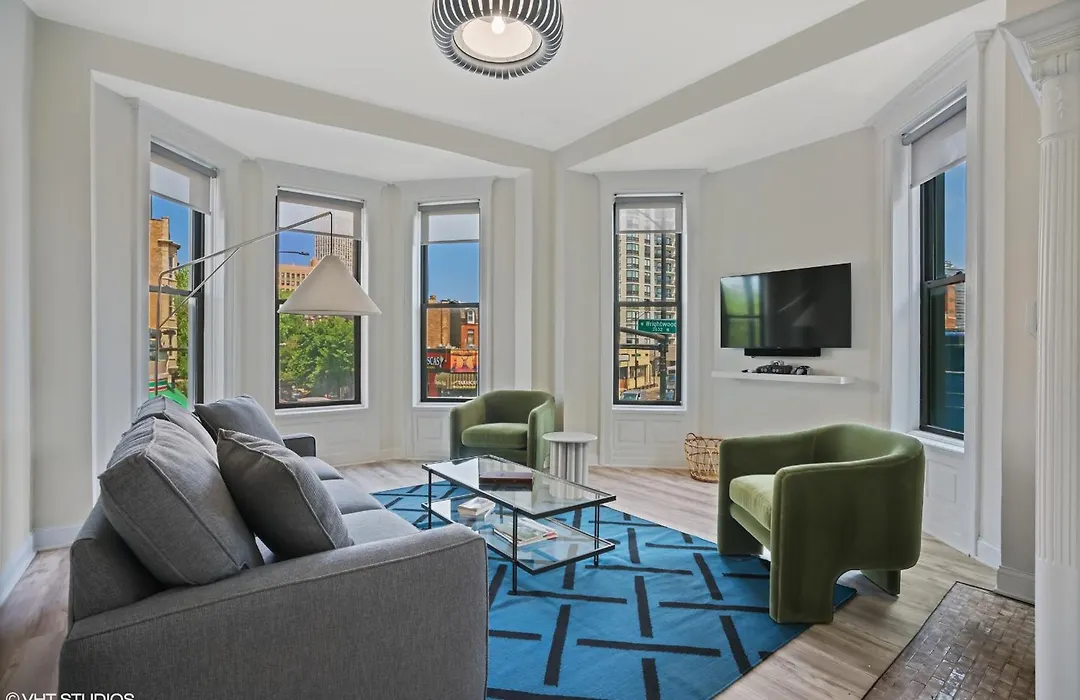 The Neighborhood Hotel - Lincoln Park Lp-1