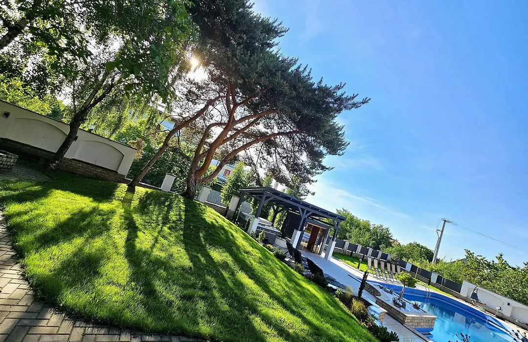 Fuege Villa Luxury & Wellness-1