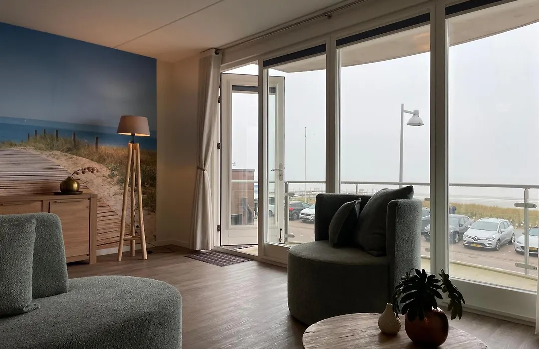 Boulevard Suites-1