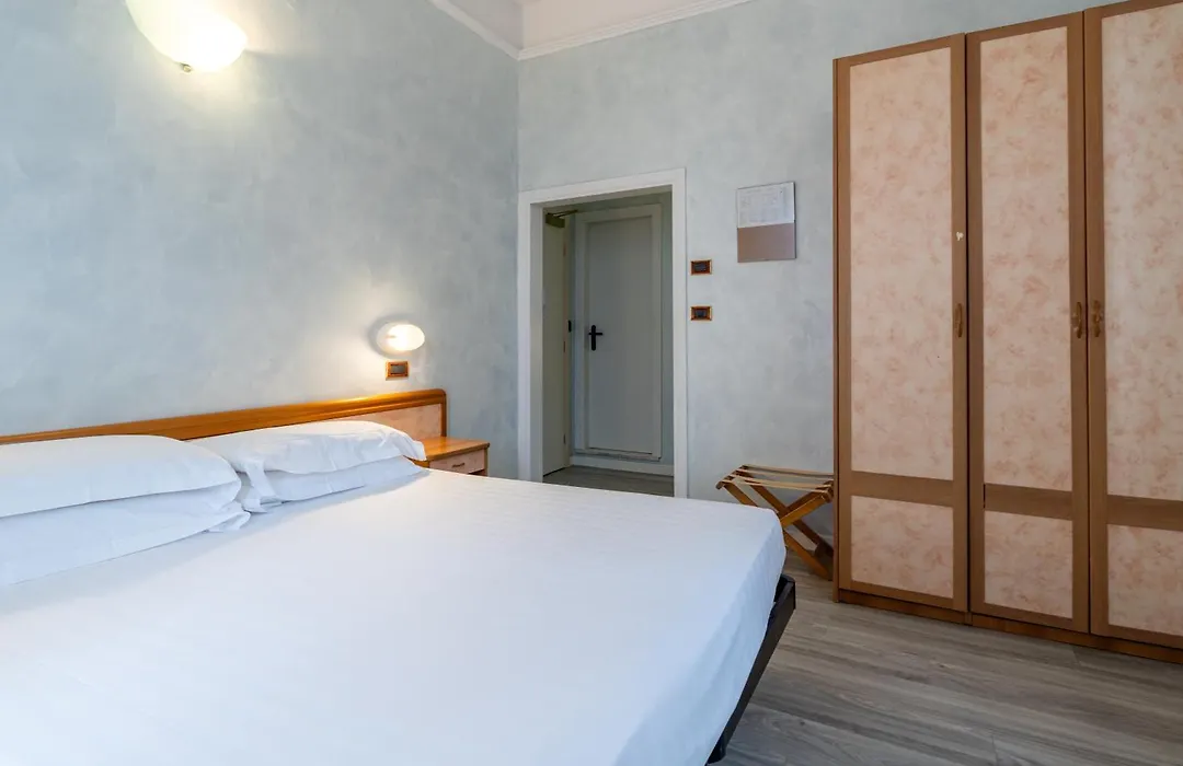 Hotel Loris - Valentini Family Village-1