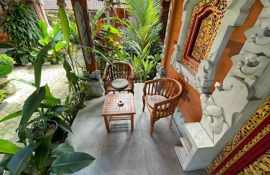 Kubu Elsa Bali-1