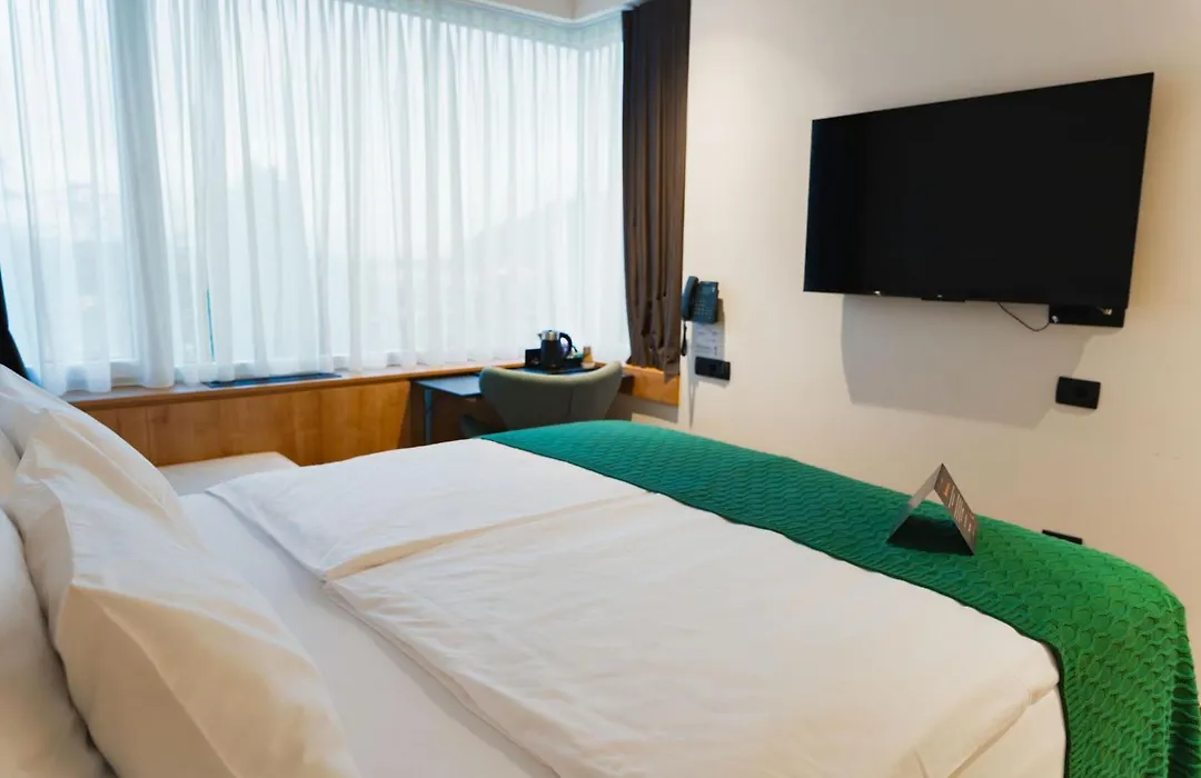 Hotel Lonca-1