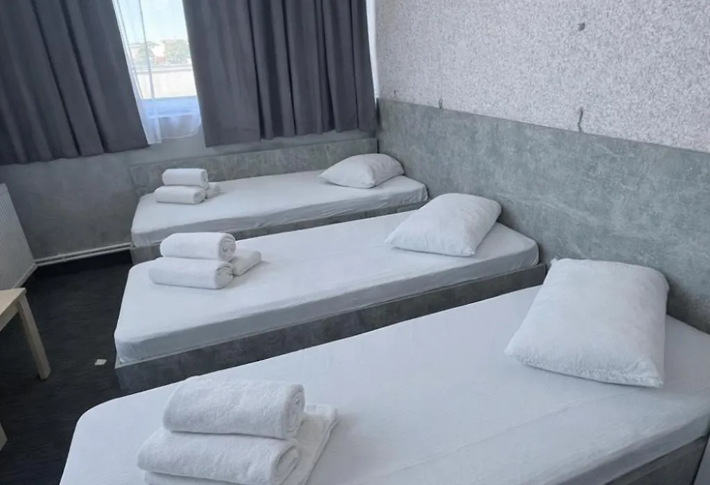 Hotel Minion II-1