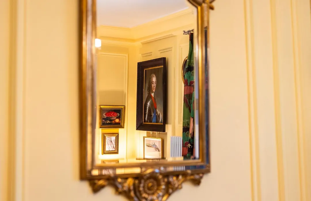 Chez Vivienne-1
