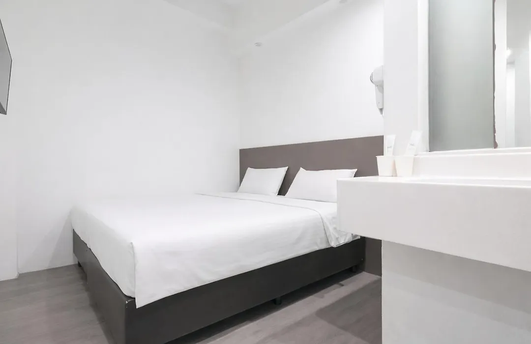 A Hotel Dickson-1