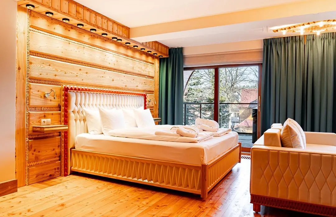 Mountain Diamond Resort-1