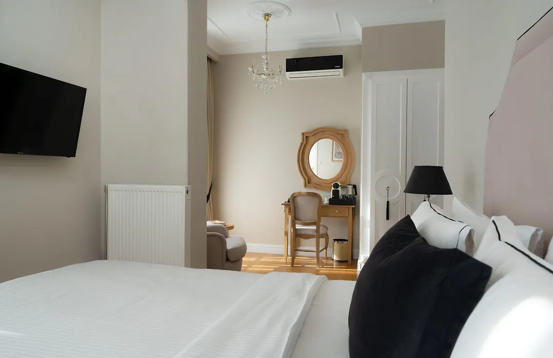 Athens Mansion Luxury Suites-1