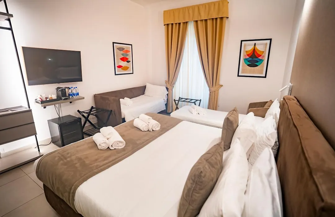 Cicerone'S Luxury Suites-1