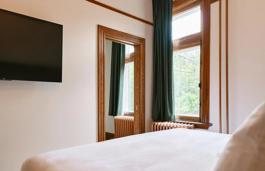 Hôtel Château Cran Chaud-1