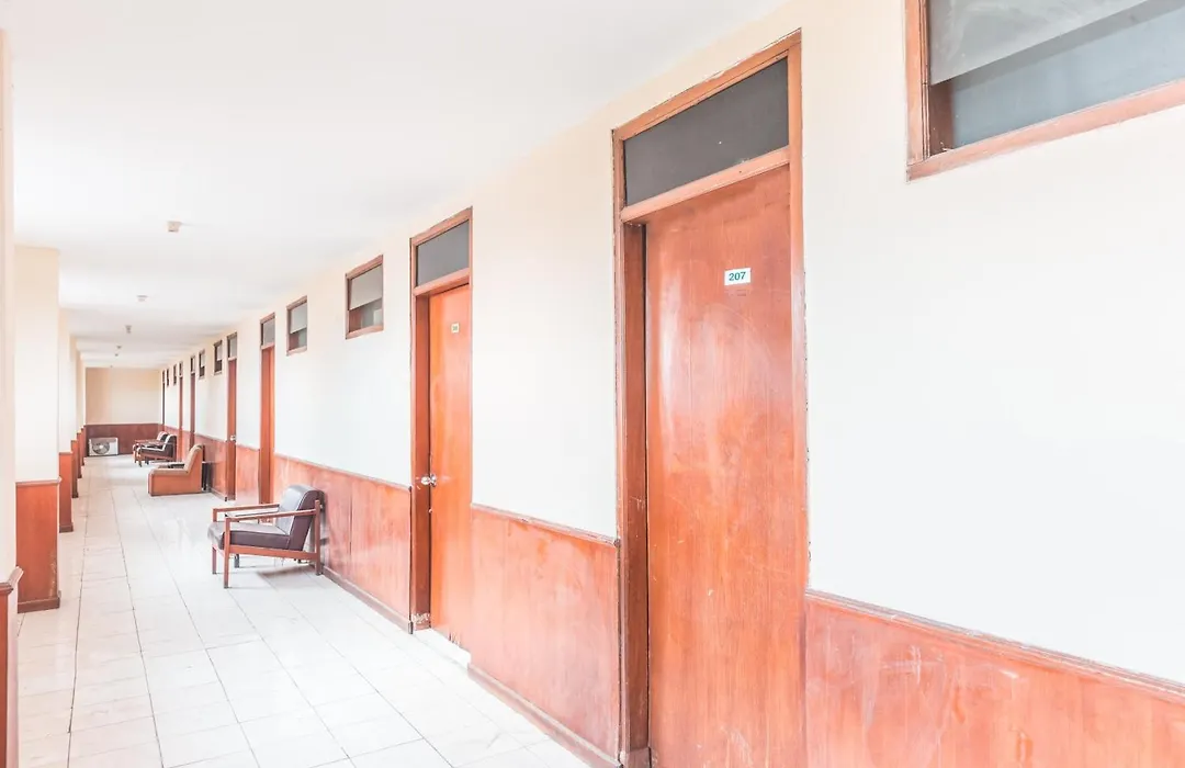 OYO 94759 Hotel Taman Cibinong-1