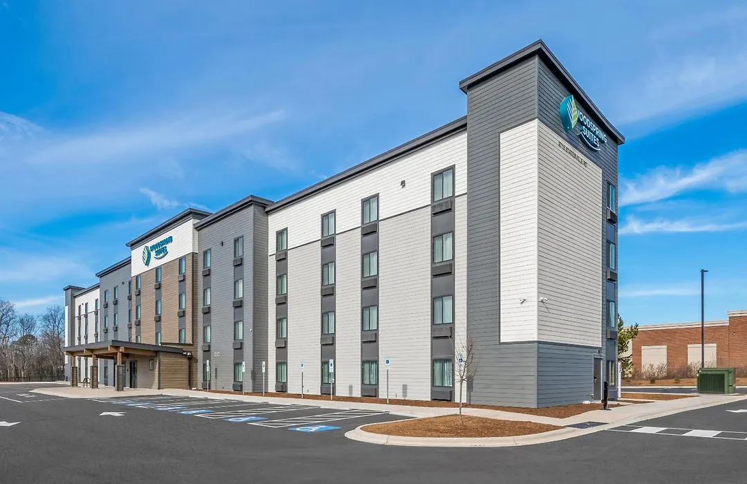Woodspring Suites Charlotte Northlake-1