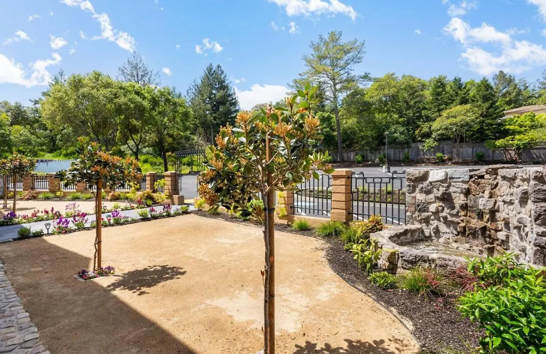 Sonoma Stonehouse, King Room-1